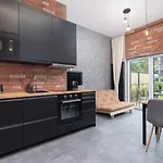 Salsa Pet-friendly By Renters Διαμέρισμα Krasków